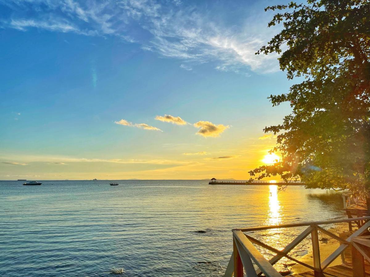 Tunamaya Beach & Spa Resort Tioman Island Kampong Mukut Eksteriør bilde