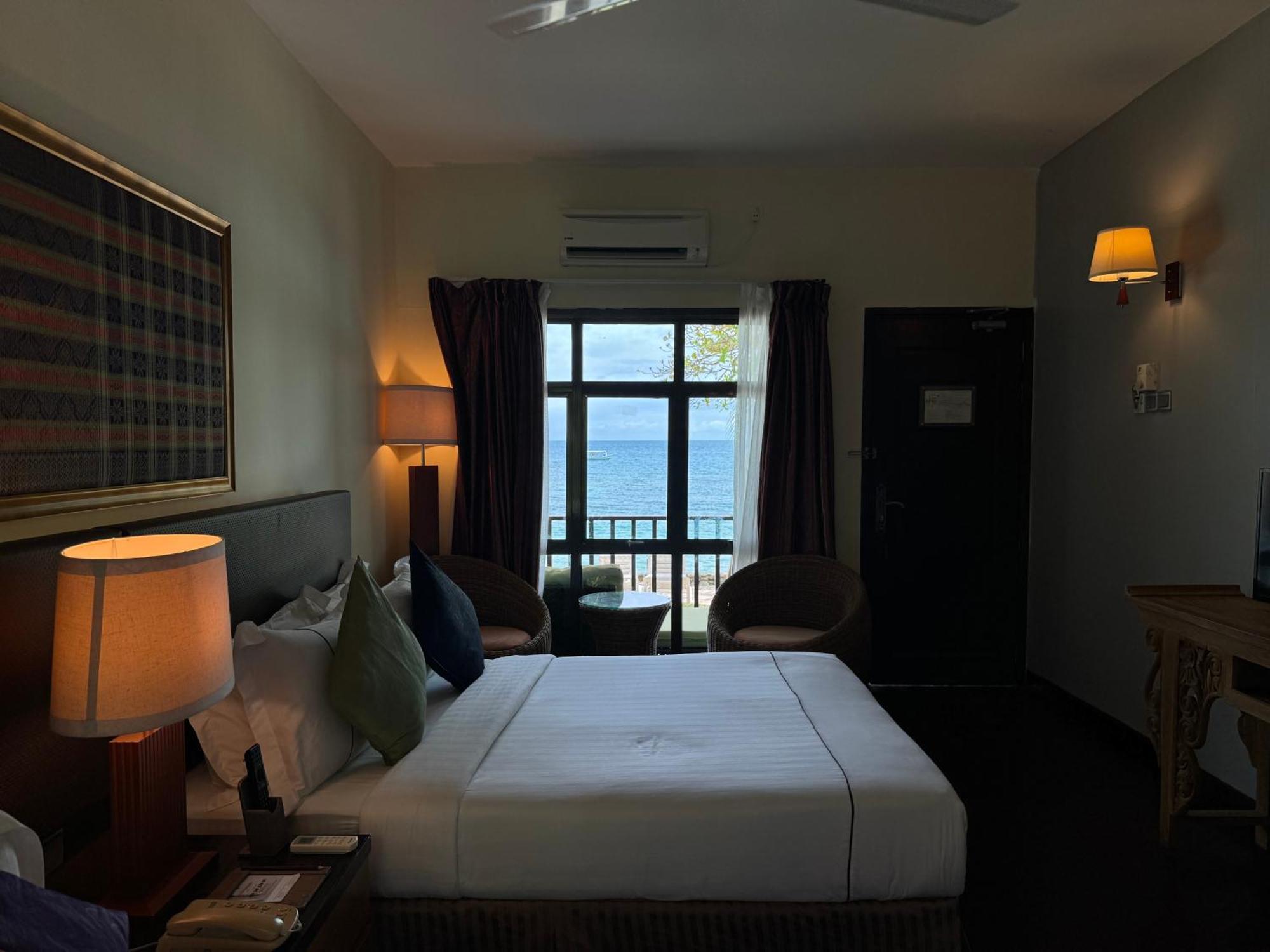 Tunamaya Beach & Spa Resort Tioman Island Kampong Mukut Eksteriør bilde